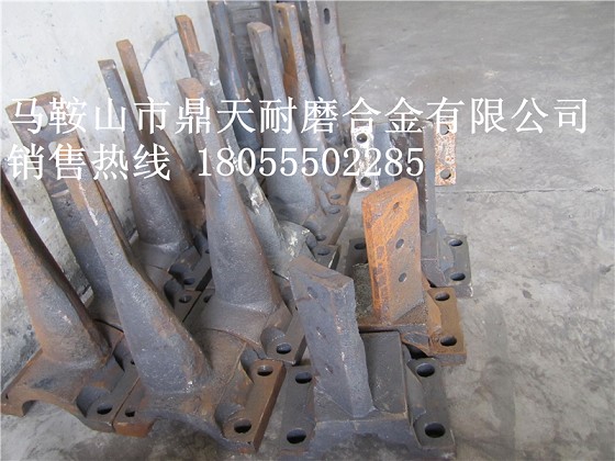 韶關(guān)新宇750強制式攪拌機端襯板、中葉片、側拌葉廠(chǎng)家直銷(xiāo)